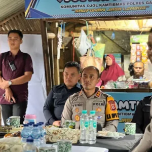 Sinergi Polisi Dan Ojol Makin Solid, Kapolres Garut Ngariung Bareng Ojol