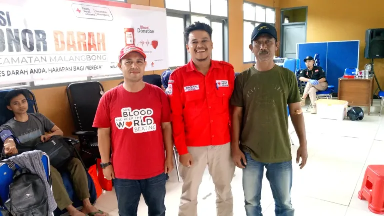 Setetes Darah Bermanfaat Bagi Banyak Orang