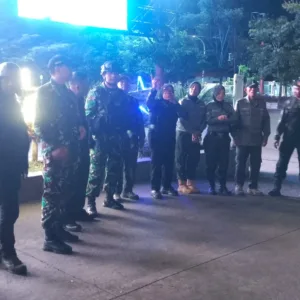 Patroli Gabungan Koramil 1408-09/Tamalate Bersama Unsur Masyarakat