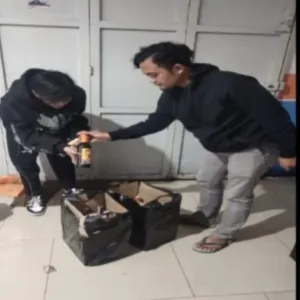 Sat Res Narkoba Polres Garut Sita Belasan Botol Miras Ilegal Di Kerkof