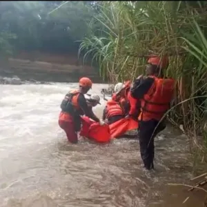Tim SAR Gabungan Temukan Korban Hanyut Di Sungai Cimanuk