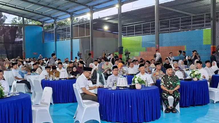 Dandim 1408/MKS Hadiri Buka Puasa Bersama dan Sholat Tarawih Berjamaah di RTH Perumda Air Minum