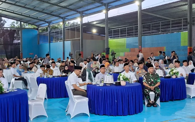 Dandim 1408/MKS Hadiri Buka Puasa Bersama dan Sholat Tarawih Berjamaah di RTH Perumda Air Minum