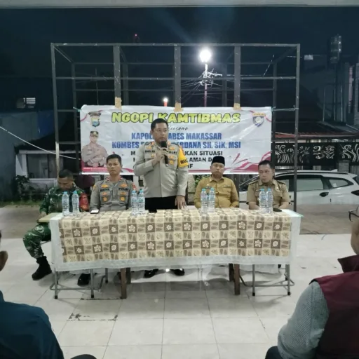 Ngopi Kamtibmas Kapolrestabes Makassar Bersama TRIPIKA Kecamatan Mamajang, Tomas, Toga Dan Toda Dalam Rangka HARKAMTIBMAS. 