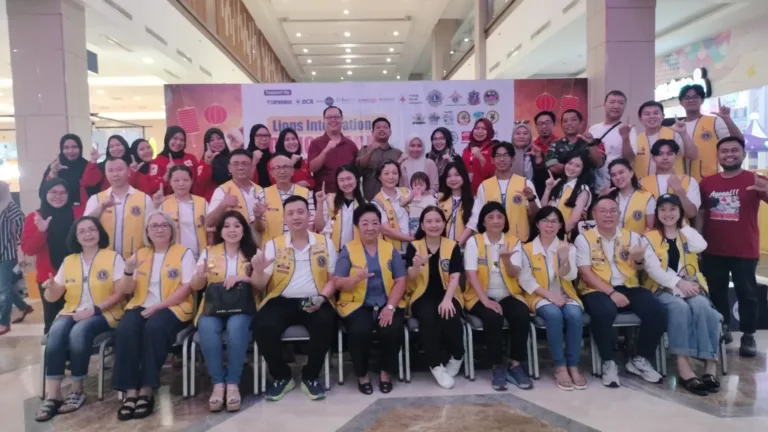 Kolaborasi Lions Clubs International dan PMI Sulsel Hadirkan Om Daengg dalam Aksi Donor Darah di Makassar