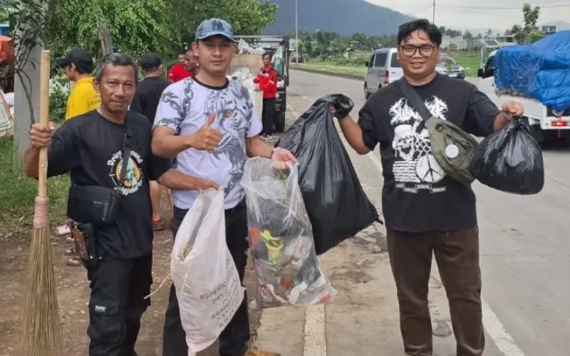 Dari UMKM hingga Sampah: Abah Muda (212) Penggiat Sosial Soroti Jalan Ibrahim Aji Garut