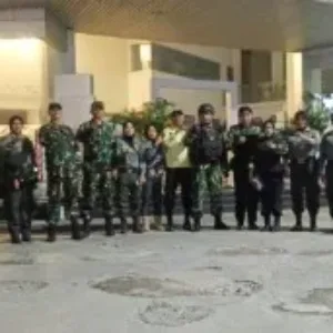 Patroli Gabungan Koramil 1408-09/Tamalate Bersama Unsur Masyarakat Jaga Keamanan dan Ketertiban Warga