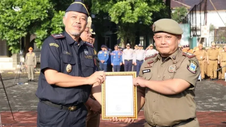 Satpol PP Kabupaten Garut Raih Penghargaan Empat Kali Berturut-turut dari Bea dan Cukai Tasikmalaya