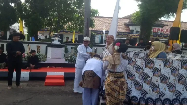 Mapag Darma Lingga Buana: Menguatkan Pondasi dari Titik Nol Garut pada HJG ke-213