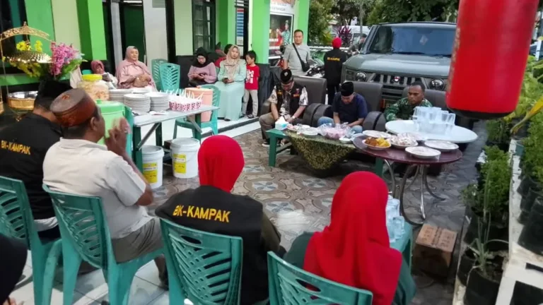 Koramil 1408-04/Bontoala Bersama Banteng Komando Gelar Buka Puasa dan Berbagi Takjil