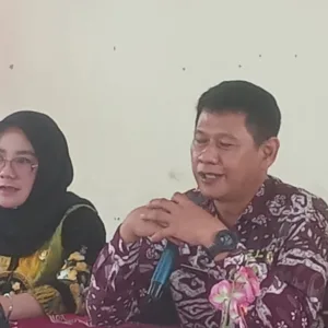 Tono Haeruman S.ip Jabat PLT Camat Mangunreja