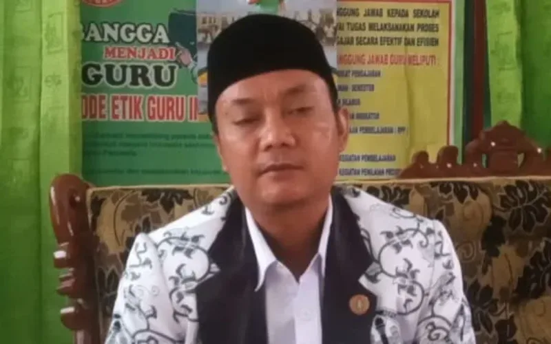 Ketua DPC PGRI Taraju Hadir Pembentukan Pengurus Ranting