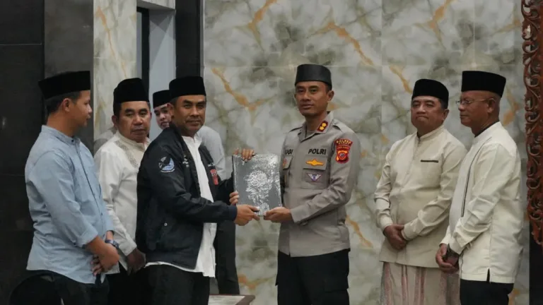Kapolres Garut Bersama Forkopimda Gelar Safari Ramadhan Di Cikajang