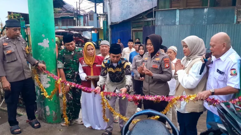 Peresmian Pagar Pintu 1 Dan 2 Tamaje’ne Karuwisi Utara Dirangkaikan Buka Puasa Bersama