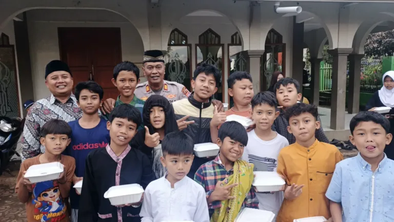 Sukawening Bersatu: Momen Epik KNPI Dan Forkopimcam Rajut Harmoni Ramadhan