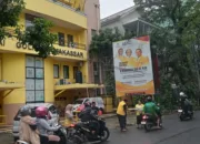 Muh. Nur Alamsyah, SE., MM Pimpinan Golkar Kecamatan Tamalate Berbagi Takjil di Bulan Suci Ramadan