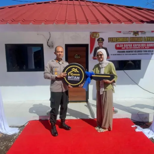 Wujud Kepedulian Untuk Masyarakat, Polres Garut Kembali Resmikan Rumah Layak Huni Yang Ke-3 Di Wanaraja