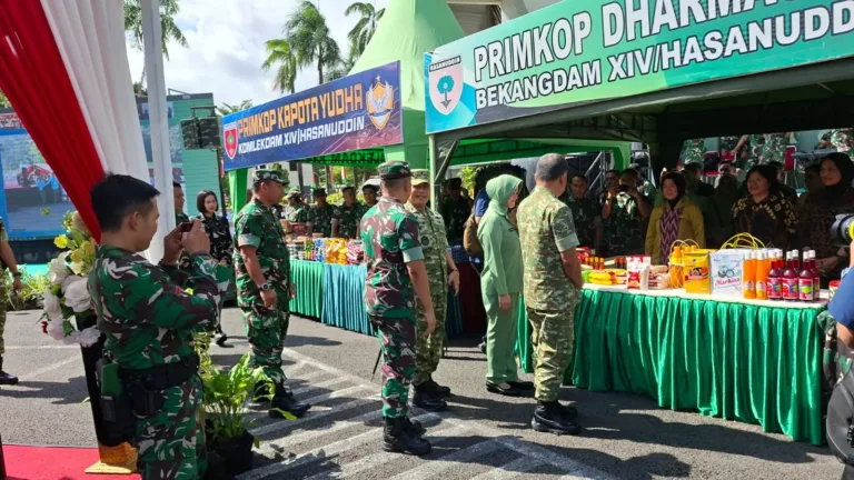 Kodam XIV/Hasanuddin Bersama Kodim 1408/Makassar Hadirkan Bazar Ramadhan Murah untuk Prajurit dan Masyarakat