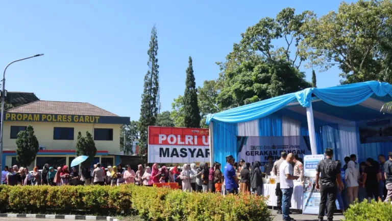 Ringankan Beban Masyarakat, Polres Garut Gelar Gerakan Pangan Murah