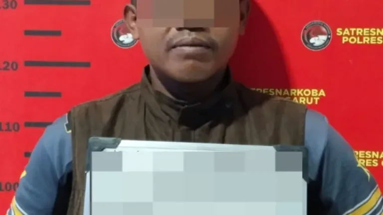 Satresnarkoba Polres Garut Tangkap Pengedar Obat Keras Di Pasar Limbangan