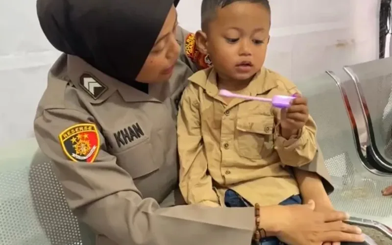Polisi Temukan Anak Hilang di Asia Plaza Garut, Berhasil Dipertemukan Sang Ibu