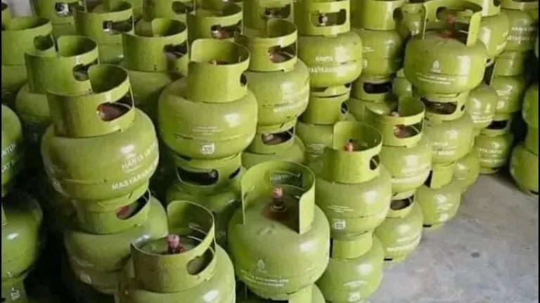 Kelangkaan LPG 3 Kg Di Garut Selatan, Harga Melonjak Hingga Rp 37 Ribu, Warga Minta Pemerintah Segera Bertindak