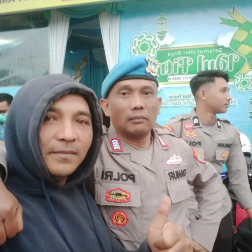Giat Pengaturan Lalu Lintas Di Malangbong Berjalan Lancar, Dipimpin Kapolsek AKP Suarna
