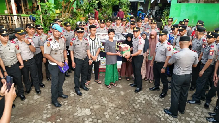 SIP Angkatan 55 Resimen Desaka Dhira Pradhipa Polda Sulsel Laksanakan Bakti Sosial di Panti Asuhan An-Nashar Makassar