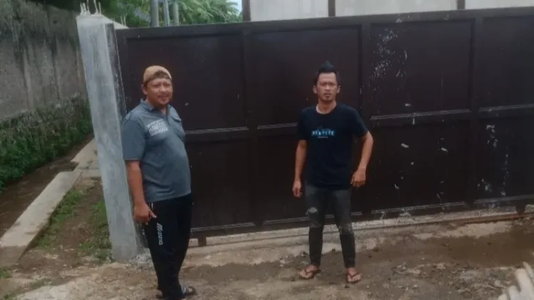 Warga Kampung Cireungit Resah, Minta Pemerintah Daerah Garut dan DPRD serta Gubernur Jawa Barat Segera Pindahkan Pabrik.