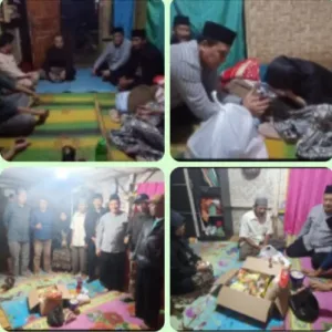Dedi Mulyadi Asda Kabupaten Garut Berikan Santunan Sembako dan Uang Tunai kepada Warga Lansia