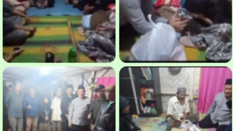 Dedi Mulyadi Asda Kabupaten Garut Berikan Santunan Sembako dan Uang Tunai kepada Warga Lansia