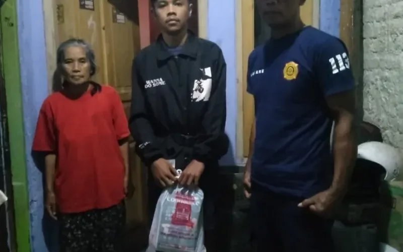 Warga Alami Ketakutan Saat Perjalanan Malam, Damkar Garut Sigap Beri Pertolongan