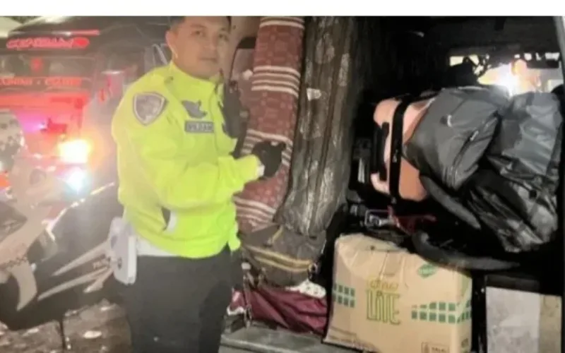 Polres Garut Tindak Penyalahgunaan Ambulance Di Jalur Mudik Malangbong