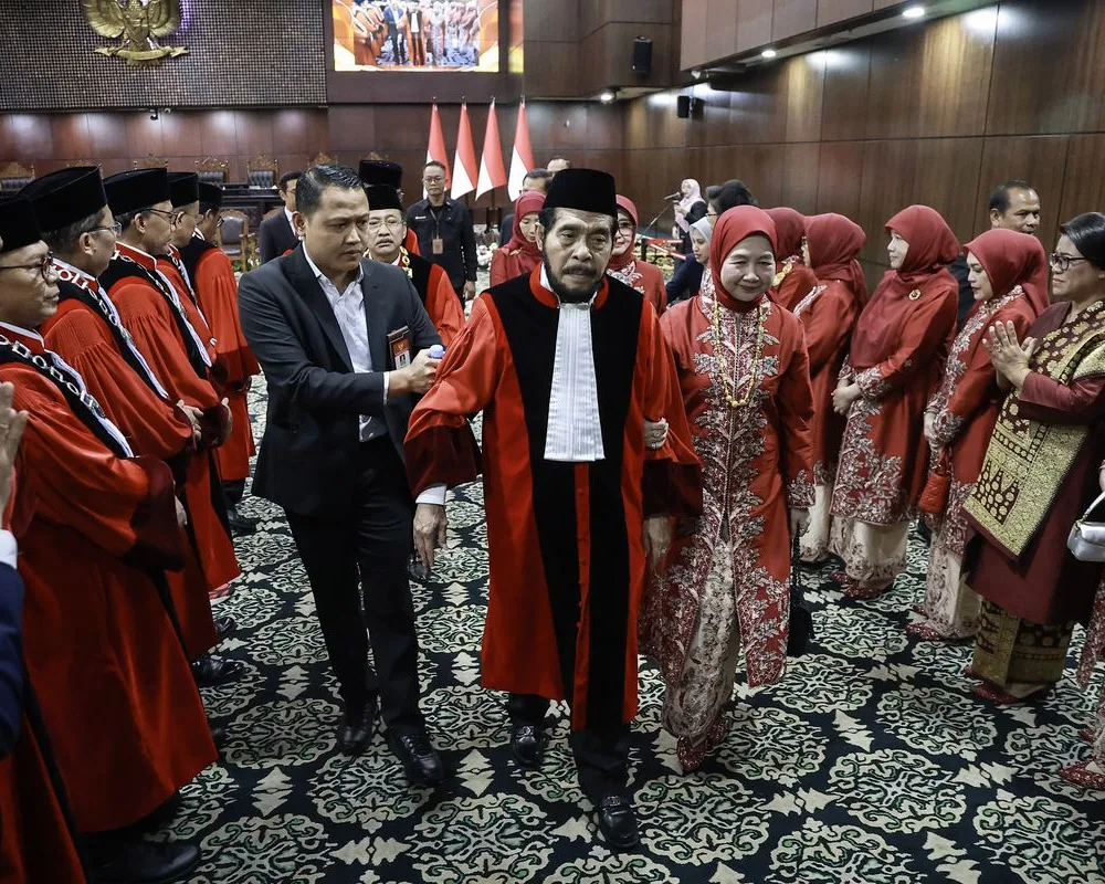 Anwar Usman Pingsan Usai Purnabakti di MK, Momen Mengejutkan