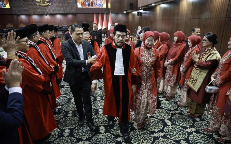 Anwar Usman Pingsan Usai Purnabakti di MK, Momen Mengejutkan
