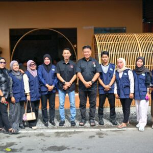 Silaturahmi Bersama POLRI, Syukuran Dan Jumat Berkah Di Cafe TAWWA.Lds ,200 Gelas Kopi Gratis Dibagikan   
