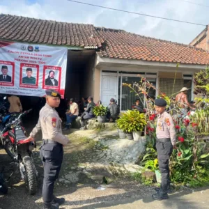 Pengamanan Ketat Pilkades PAW Desa Dano, Polres Garut Bersama Polsek Leles Pastikan Situasi Aman dan Kondusif