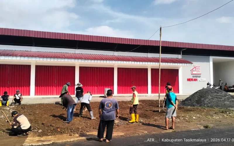 Penjelasan Kades Terkait Adanya Kegiatan Kerja Bakti di Lahan Parkir KDMP 
