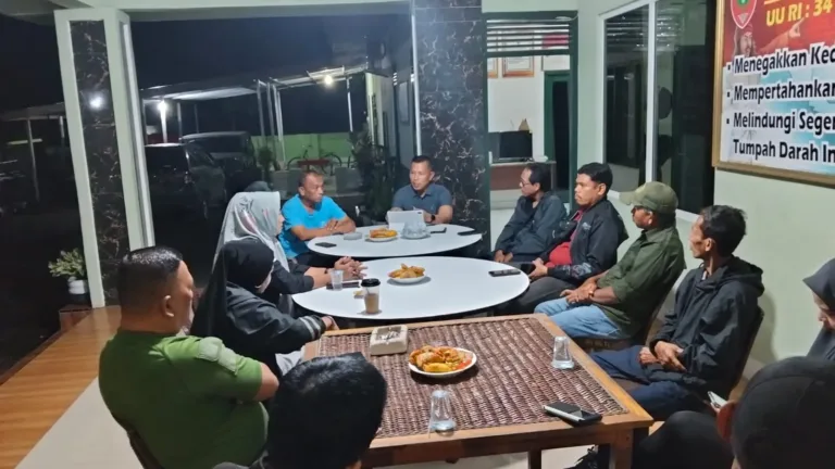 Jalin Komunikasi Dan Kerjasama, Danramil 1408-11/BKY Gelar Silaturahmi Bersama Anggota Banteng Komando Trisula 