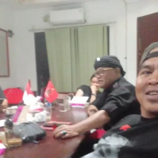 Deraz HR Koordinator Lapangan, Gerakan Kader Militan / Membela Ono Menuntut