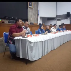 Yudha Puja Turnawan Anggota DPRD Garut Dorong Peningkatan PAD Demi Kesejahteraan Guru