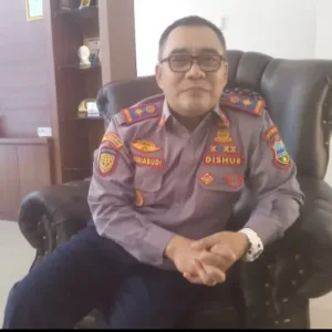 Lampu Merah Perempatan Sukadana (traffic lingt/TL) Sudah Lebih Dari 10 Tahun,Proses Pergantian Sedang Di Lakukan Dishub