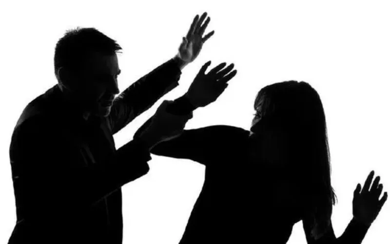 Cemburu Buta Istri Siri di Jalan Karunrung Raya Makassar di Aniaya Pelaku di Tangkap Polisi 