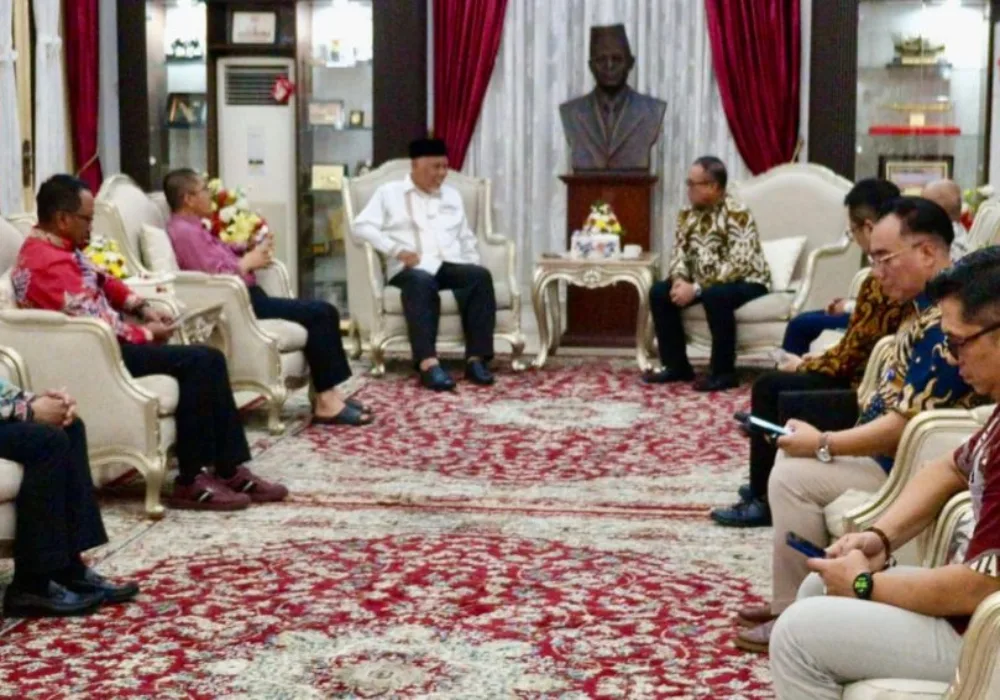 Jajaran Manajemen Askrida Laporkan Kinerja ke Gubernur Sumbar
