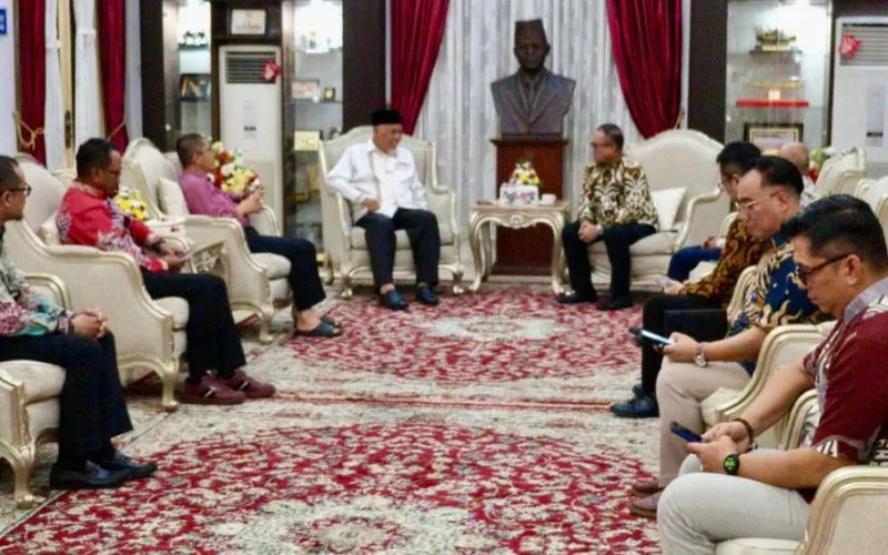 Jajaran Manajemen Askrida Laporkan Kinerja ke Gubernur Sumbar