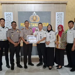 Polres Tanah Datar Terima Piagam Penghargaan dari Rutan Kelas IIB Batusangkar