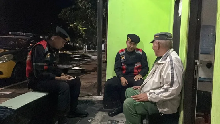 Polres Garut Ajak Petugas Pos Kamling Bersinergi Lawan Kriminalitas.