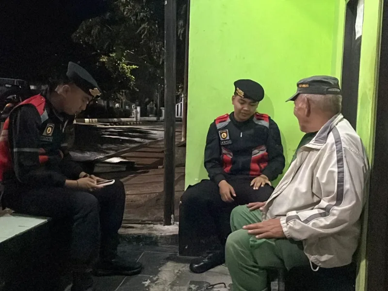 Polres Garut Ajak Petugas Pos Kamling Bersinergi Lawan Kriminalitas.