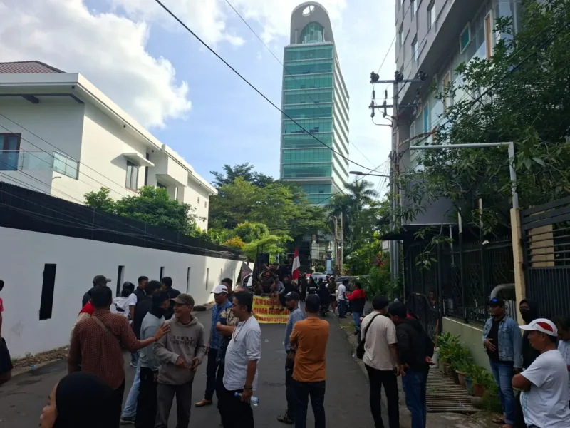 Krisis Air PDAM Memicu Aksi Unjuk Rasa: Massa Gerakan GEMPAK-HAM Desak Evaluasi Hingga Minta Pejabat Mundur