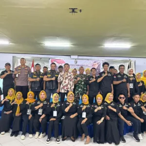 Sinergi Polsek Mamajang, DPC APPI dan Perumda Pasar Hadirkan Pasar Murah untuk Masyarakat